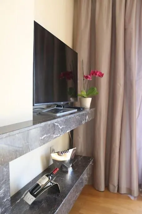 Tsiklauri Luxurious Apartment In The City Centre Tbilisi 0*,