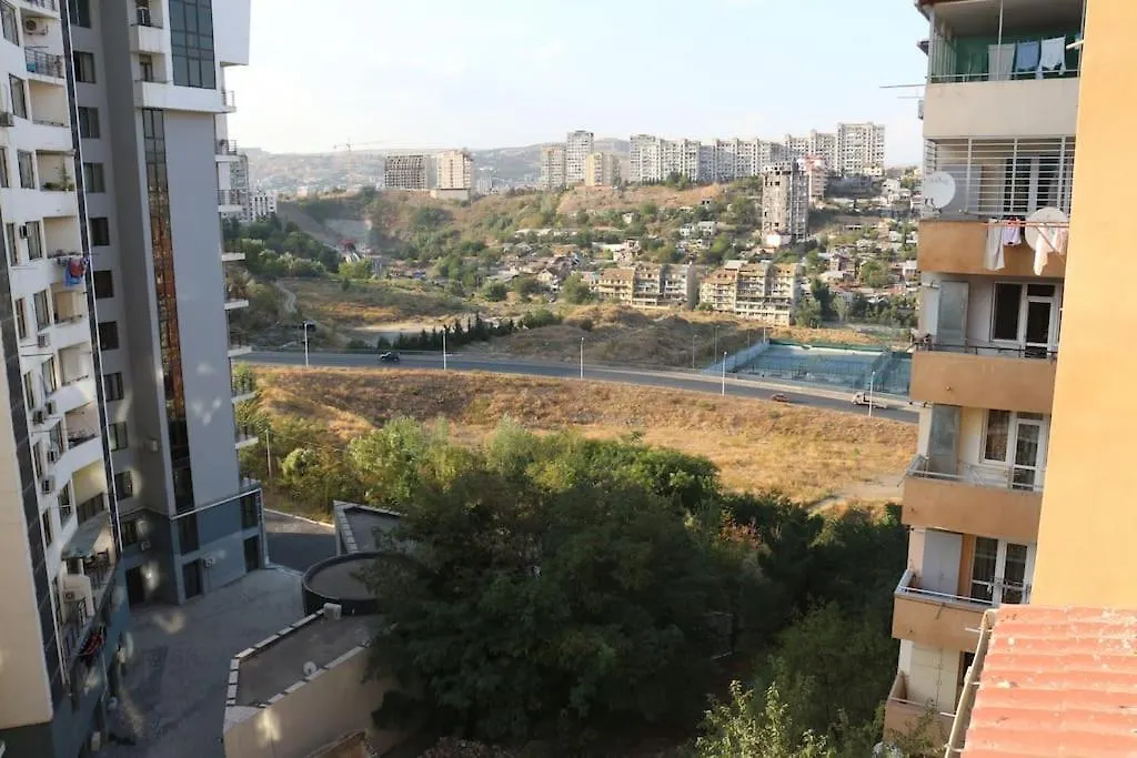 Tsiklauri Luxurious Apartment In The City Centre location